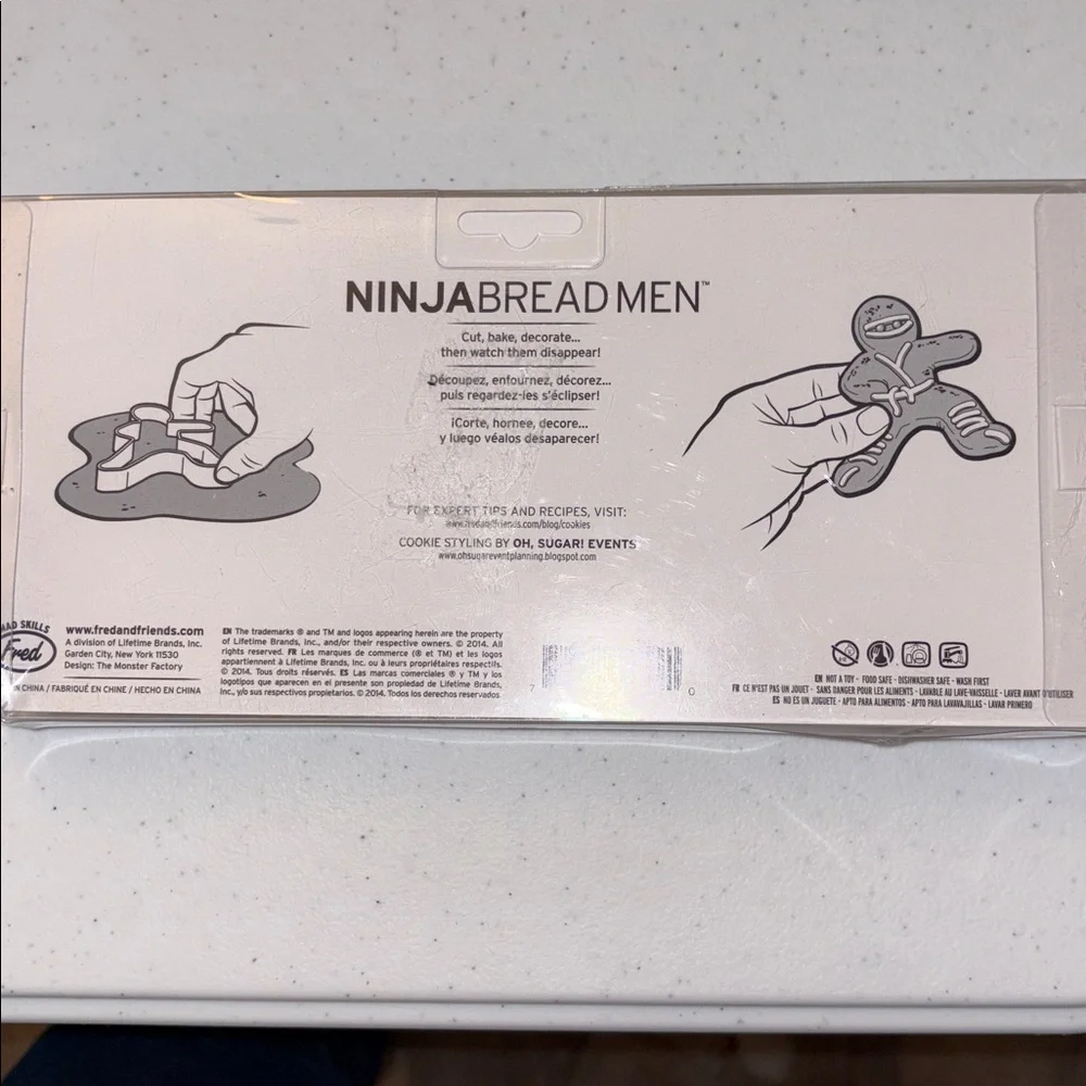 NINJA BREAD MEN COOKIE CUTTERS NEW